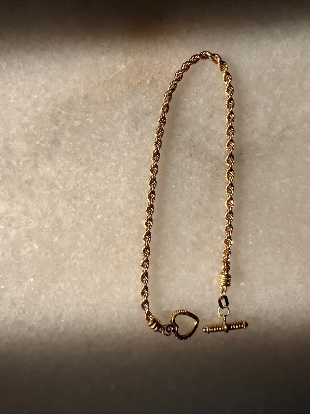Gorgeous & Dainty Gold Heart Charm Rope Chain Bracelet - Picture 5 of 6